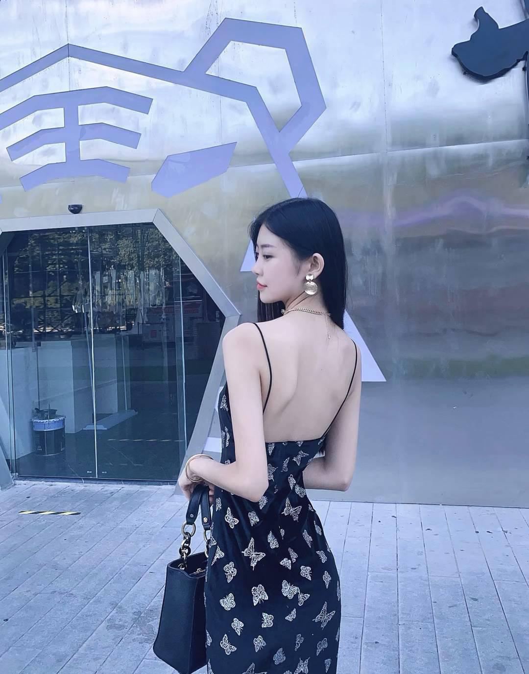 （真人验证）大一新生报到！粉嫩水多