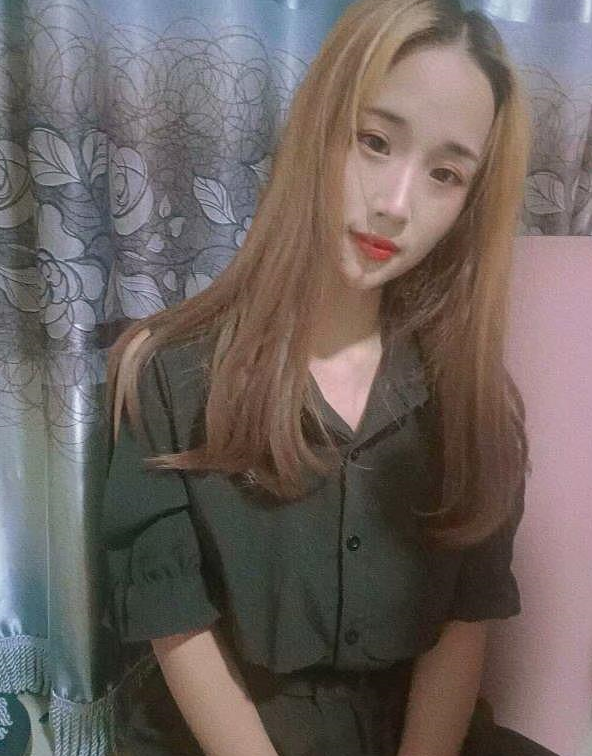 昨天刚开发的JZ美女，颜值曲线服务均在线